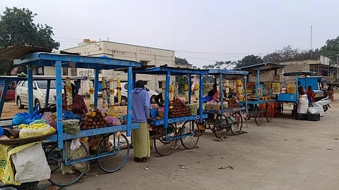 ಅಂಗಡಿ ಮುಂದೆ ಹಾಕಲಾಗಿದ್ದ ದರ ಪಟ್ಟಿ