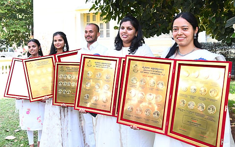 ಮೈಸೂರು ವಿಶ್ವವಿದ್ಯಾಲಯದ ಘಟಿಕೋತ್ಸವ