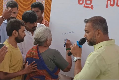 ನೀರಾವರಿ ಸೌಲಭ್ಯಕ್ಕಾಗಿ ಸಹಿ ಸಂಗ್ರಹ ಅಭಿಯಾನ