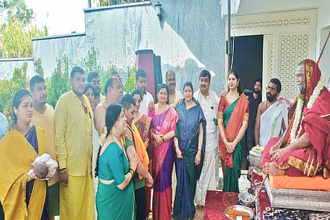 ಕೊಪ್ಪದಲ್ಲಿ ಆಯೋಜಿಸಿದ್ದ ಸಮಾಜ ನಾರಾಯಣ ಆರಾಧನೆ ಕಾರ್ಯಕ್ರಮದಲ್ಲಿ ಹರಿಹರಪುರ ಶ್ರೀಗಳು ಆಶೀರ್ವಚನ ನೀಡಿದರು.