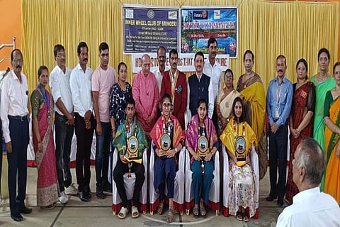 ಜೆಸಿಬಿಎಂ ಕಾಲೇಜಿನಲ್ಲಿ ಆಯೋಜಿಸಿದ್ದ ಪ್ರತಿಭಾ ಪುರಸ್ಕಾರ ಕಾರ್ಯಕ್ರಮದಲ್ಲಿ ಎಸ್‌ಎಸ್‌ಎಲ್‌ಸಿ ಹಾಗೂ ಪಿಯುಸಿಯಲ್ಲಿ ಹೆಚ್ಚು ಅಂಕಗಳಿಸಿದ ವಿದ್ಯಾರ್ಥಿಗಳನ್ನು ಗೌರವಿಸಲಾಯಿತು. 