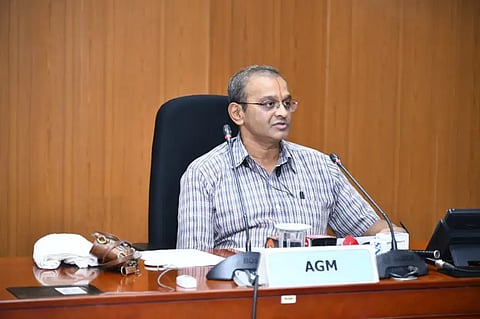 handover ನೈಋತ್ಯ ರೈಲ್ವೆ ವಲಯದ ಅಪರ ಪ್ರಧಾನ ವ್ಯವಸ್ಥಾಪಕ ಪಿ. ಅನಂತ 