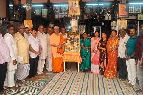 ರೋಣ ಗುಲಗಂಜಿ ಮಠದಲ್ಲಿ ಅಕ್ಕಮಹಾದೇವಿ ಜಯಂತಿ Akka Mahadevi ಆಚರಿಸಲಾಯಿತು. 
