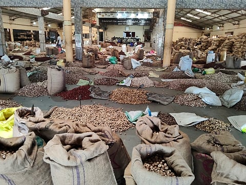ಶಿರಸಿ ಅಡಕೆ (Areca nut) ಮಾರುಕಟ್ಟೆಯ ಸಾಂದರ್ಭಿಕ ಚಿತ್ರ