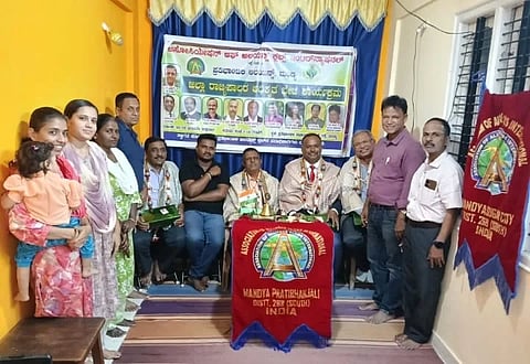 ಮಂಡ್ಯ ನಗರದಲ್ಲಿ ಪ್ರಾಂತಪಾಲ ಮಾದೇಗೌಡ ಅವರ ಅಧಿಕೃತ ಭೇಟಿ ಕಾರ್ಯಕ್ರಮ ಆಯೋಜಿಸಲಾಗಿತ್ತು. 