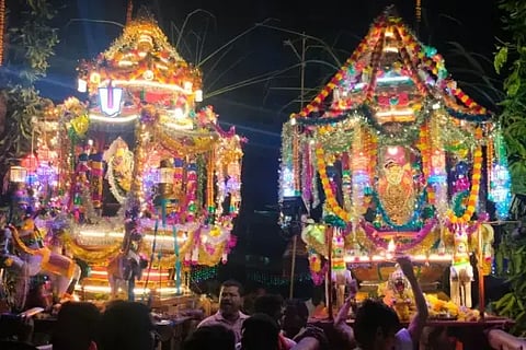 ಅಂಕೋಲಾದ ಶ್ರೀ ಶಾಂತಾದುರ್ಗಾ ಹಾಗೂ ಶ್ರೀ ವೆಂಕಟರಮಣ ರಥೋತ್ಸವವು (Festival) ವಿಜೃಂಭಣೆಯಿಂದ ನೆರವೇರಿತು.