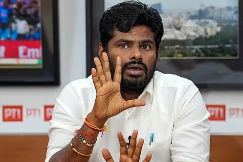 ಬಿಜೆಪಿ ತೊರೆದ 24 ಗಂಟೆಯಲ್ಲೇ ಅಣ್ಣಾಮಲೈ ಹೊಸ ದಾಖಲೆ: ಕಮಲ ಬಿಟ್ಟ ಸಿಂಗಂ ಕೈಹಿಡಿದ 15 ಲಕ್ಷ ಜನ! ತಮಿಳುನಾಡಿನಲ್ಲಿ ಶುರುವಾಯ್ತು ‘ನಮ್ಮ ನಾಯಕರು’ ಅಲೆ! 