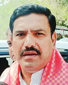 ಶಿರಸಿ ನಗರಕ್ಕೆ ಖಾಸಗಿ ಕಾರ್ಯಕ್ರಞದಲ್ಲಿ ಪಾಲ್ಗೊಳ್ಳಲು ಆಗಮಿಸಿದ್ದ ಅವರು, ಮಾಧ್ಯಮದೊಂದಿಗೆ ಸೋಮವಾರ ಮಾತನಾಡಿದರು. 