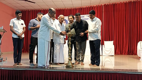  ವಿದ್ಯಾರ್ಥಿವೇತನ ವಿತರಣೆ ಕಾರ್ಯಕ್ರಮವನ್ನು ಶಾಸಕ ಹರೀಶ್ ಪೂಂಜ ಉದ್ಘಾಟಿಸಿದರು. ಟ್ರಸ್ಟ್ ಅಧ್ಯಕ್ಷ ಶ್ರೀಧರ ಪೂಜಾರಿ, ಅಳದಂಗಡಿ ಶ್ರೀ ಸತ್ಯದೇವತಾ ದೈವಸ್ಥಾನದ ಆಡಳಿತದಾರ ಶಿವಪ್ರಸಾದ ಅಜಿಲ, ಪ್ರಗತಿಪರ ಕೃಷಿಕ ಗಂಗಾಧರ ಮಿತ್ತಮಾರು ಮೊದಲಾದವರಿದ್ದರು.