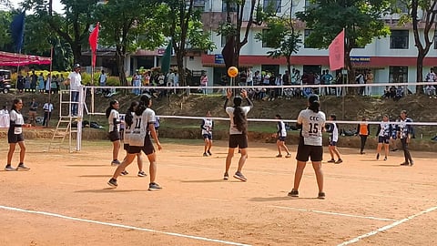 ರಾಜ್ಯಮಟ್ಟದ ಮಹಿಳೆಯರ ಥ್ರೋಬಾಲ್ ಪಂದ್ಯಾಟ.