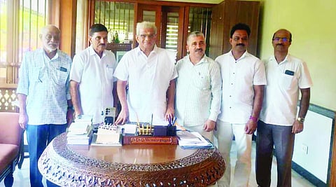 ನೂತನ ಡಿವೈಎಸ್‌ಪಿ ಸಿ.ಕೆ.ರೋಹಿಣಿ ಅವರನ್ನು ತಾಲೂಕಿನ ಮುಸ್ಲಿಂ ಒಕ್ಕೂಟ ವತಿಯಿಂದ ಸ್ವಾಗತಿಸಲಾಯಿತು.