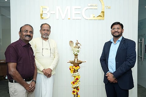 ಬಿಎಂಇಸಿ ಇಮೇಜಿಂಗ್ ಪ್ರೈವೇಟ್ ಲಿಮಿಟೆಡ್ ಹಮ್ಮಿಕೊಂಡಿದ್ದ ಸಮಾವೇಶದಲ್ಲಿ ಸಂಸ್ಥೆಯ ನಿರ್ದೇಶಕ ಜೆ.ಚಂದಶೇಖರನ್, ನ್ಯಾ.ಜಿ ಆರ್ ಸ್ವಾಮಿನಾಥನ್, ಡಾ. ನಾಗೇಂದ್ರ ಕುಮಾರ್ ಪಾಲ್ಗೊಂಡಿದ್ದರು. 