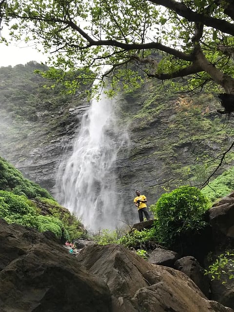 ಮೂಡಣ ಕಾನನದಲ್ಲಿರುವ ಚಕತ್‌ಕಲ್ ಜಲಪಾತ.