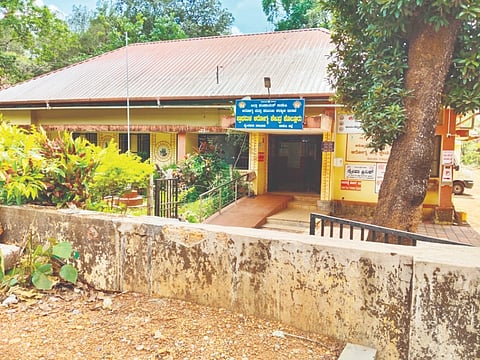  ಕೊಲ್ಲೂರು ಪ್ರಾಥಮಿಕ ಆರೋಗ್ಯ ಕೇಂದ್ರ.