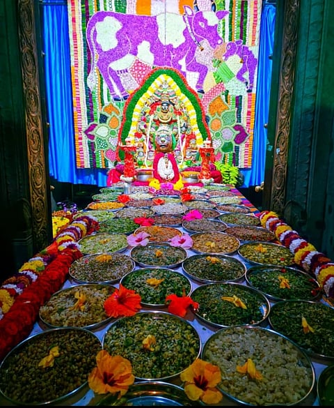 ಬನಶಂಕರಿ ದೇವಿಗೆ ಪಲ್ಯದ ನೈವೇದ್ಯ