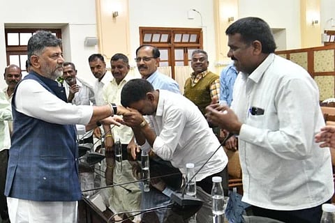 ಹಾಸನ ಉದ್ದೇಶಿತ IIT ಭೂಸಂತ್ರಸ್ತರಿಗೆ ಕೋರ್ಟ್ ಆದೇಶದಂತೆ ಪರಿಹಾರ: ಸಿಎಂ ಡಿ. ಕೆ ಶಿವಕುಮಾರ್ ಭರವಸೆ!