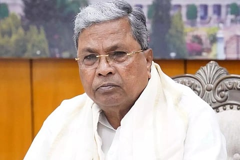 ರಾಜ್ಯಪಾಲರ ಅನುಪಸ್ಥಿತಿಯಲ್ಲೇ ಕಾರ್ಯದರ್ಶಿಗೆ ರಾಜೀನಾಮೆ ಪತ್ರ ಸಲ್ಲಿಸಿದ ಸಿಎಂ ಸಿದ್ದರಾಮಯ್ಯ! CM Siddaramaiah