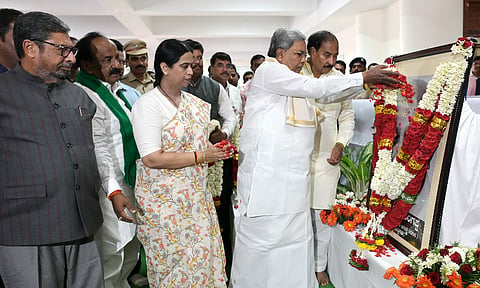 ಮಾಜಿ ಸಿಎಂ ಎಸ್. ನಿಜಲಿಂಗಪ್ಪನವರ ಜನ್ಮ ದಿನಾಚರಣೆ