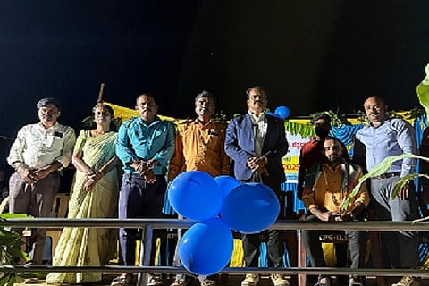 ಚಿತ್ರದುರ್ಗ ತಾಲೂಕಿನ ಅನ್ನೇಹಾಳ್ ಜಂಪಣ್ಣನಹಟ್ಟಿ ಗ್ರಾಮದಲ್ಲಿ ಏರ್ಪಡಿಸಿರುವ ಎನ್‌ಎಸ್‌ಎಸ್ ವಾರ್ಷಿಕ ವಿಶೇಷ ಶಿಬಿರವನ್ನು ಎಸ್‌ಆರ್‌ಎಸ್ ಶಿಕ್ಷಣ ಸಂಸ್ಥೆ ಆಡಳಿತಾಽಕಾರಿ ಡಾ.ಟಿ.ಎಸ್.ರವಿ ಉದ್ಘಾಟಿಸಿದರು. ಪ್ರೊ.ಜಿ.ಪಿ.ನಂದನ್, ಕೆ.ದೇವಂದ್ರಪ್ಪ ಕುಂಚಿಗನಾಳ್, ಕೆ.ಜಂಪಣ್ಣ, ರಂಗಸ್ವಾಮಿ, ಪ್ರೊ.ಮಾಧುರಿ, ಪ್ರೊ.ನಾಗರಾಜ್, ಪ್ರೊ.ಕಲ್ಲಪ್ಪ ಇದ್ದರು.