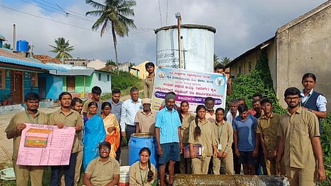   ಮೇಲುಕೋಟೆ ಸಮೀಪದ ತಾಳೆಕೆರೆ ಗ್ರಾಮದಲ್ಲಿ ಅಂತಿಮ ವರ್ಷದ ಬಿಎಸ್ಸಿ(ಆನರ್ಸ್) ವಿದ್ಯಾರ್ಥಿಗಳಿಗೆ ಗ್ರಾಮೀಣ ಕೃಷಿ ಕಾರ್ಯಾನುಭವ ಶಿಬಿರ ಆಯೋಜಿಸಲಾಗಿತ್ತು. 