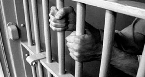 prison 