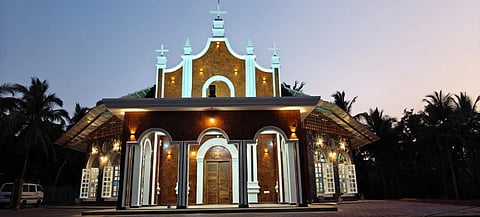 ಮಲ್ಪೆಯ ತೊಟ್ಟಂನಲ್ಲಿ ನವೀಕೃತಗೊಂಡಿರುವ ಚಾಪೆಲ್​.