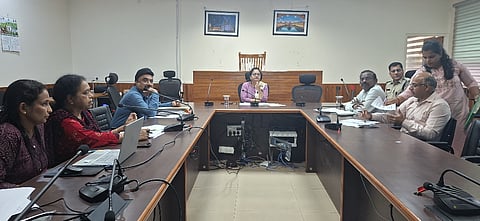 ಉಡುಪಿಯಲ್ಲಿ ಆಯೋಜಿಸಿದ್ದ ಕೊಟ್ಪಾ ತೆಮಾಸಿಕ ಸಭೆಯಲ್ಲಿ ಸ್ವರೂಪಾ ಟಿ.ಕೆ. ಮಾತನಾಡಿದರು. ಸುಧಾಕರ್​ ನಾಯಕ್​, ಡಾ. ಬಸವರಾಜ್​ ಹುಬ್ಬಳ್ಳಿ, ಡಾ. ನಾಗರತ್ನಾ ಇತರಿದ್ದರು.