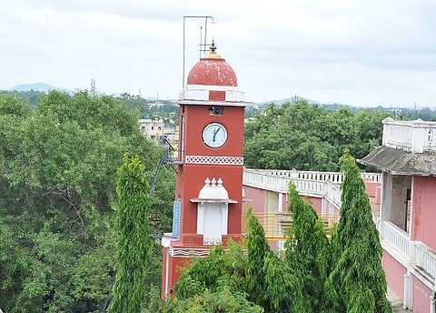 ತುಮಕೂರು ಜಿಲ್ಲಾಧಿಕಾರಿ ಕಚೇರಿ