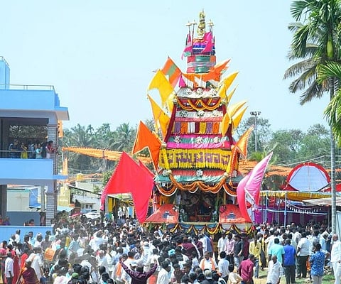 ಇತಿಹಾಸ ಪ್ರಸಿದ್ಧ ದೇವರಾಯನದುರ್ಗ ಶ್ರೀ ಲಕ್ಷ್ಮೀ ನರಸಿಂಹಸ್ವಾಮಿ  ಭ್ರಹ್ಮರಥೋತ್ಸವ ವೈಭವಯುತವಾಗಿ ನಡೆಯಿತು.
