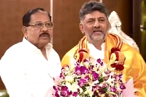 ಸಿಎಂ ಆಗಿ ಡಿಕೆಶಿ, ಡಿಸಿಎಂ ಆಗಿ ಪರಮೇಶ್ವರ್: ಇಂದು ಒಟ್ಟು 14 ನಾಯಕರಿಂದ ಪ್ರಮಾಣ ವಚನ ಸ್ವೀಕಾರ...! D K Shivakumar