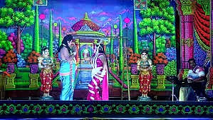 ಪೌರಾಣಿಕ ನಾಟಕ ಪ್ರದರ್ಶನ