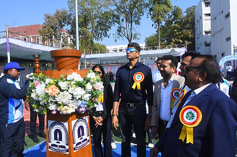 ಬಿಜಿ ಪಾಟೀಲ್​ ಕ್ರೀಡಾಂಗಣ, ಕ್ರೀಡಾಕೂಟ ಉದ್ಘಾಟಿಸಿದ ವೆಂಕಟೇಶ ಪ್ರಸಾದ, ಶ್ರೇಯಾಂಕ್​ ಪಾಟೀಲ್​