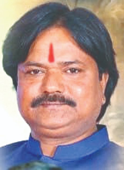 ದಯಾನಂದ ಘೂಳೆ 