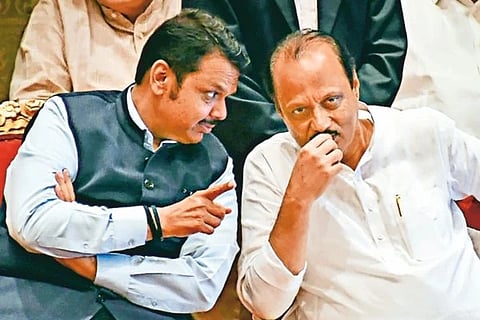 ಮಹಾರಾಷ್ಟ್ರ ರಾಜಕಾರಣದ ದಾದಾ ಇನ್ನಿಲ್ಲ: ವಿಮಾನ ಅಪಘಾತದಲ್ಲಿ ಉಪಮುಖ್ಯಮಂತ್ರಿ ಅಜಿತ್ ಪವಾರ್ ನಿಧನ; ಕಣ್ಣೀರಿಟ್ಟ ಫಡ್ನವೀಸ್ | Devendra Fadnavis