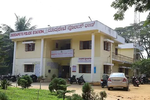 ಶಿವಮೊಗ್ಗ ದೊಡ್ಡಪೇಟೆ ಪೊಲೀಸ್ ಠಾಣೆ.