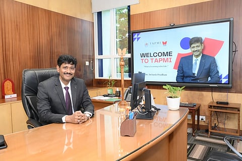 ಟಿ.ಎ. ಪೈ ಮೆನೇಜ್ಮೆಂಟ್​ ಇನ್​ಸ್ಟಿಟ್ಯೂಟ್​ (ಟ್ಯಾಪ್ಮಿ)ನ ನೂತನ ನಿರ್ದೇಶಕರಾಗಿ ನೇಮಕಗೊಂಡ ಡಾ. ದೇಬಸಿಸ್​ ಪ್ರಧಾನ್​.