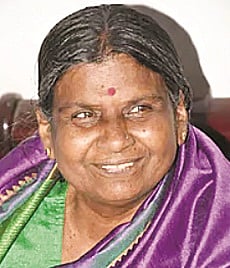 ಪದ್ಮಶ್ರೀ ಪ್ರಶಸ್ತಿ ಪುರಸ್ಕೃತ ಡಾ.ವಿಜಯಲಕ್ಷ್ಮೀ ದೇಶಮಾನೆ
