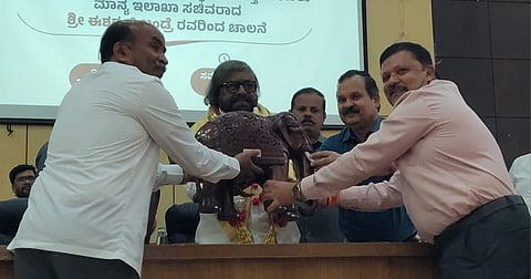 ಗ್ರೇಡ್-1 ಕಾರ್ಯದರ್ಶಿ ಹುದ್ದೆಯಿಂದ ಪಂಚಾಯತಿ ಅಭಿವೃದ್ಧಿ ಅಧಿಕಾರಿಗಳಾಗಿ ಮುಂಬಡ್ತಿ 
