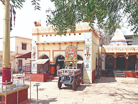 ಕೆಲವಡಿ ಗ್ರಾಮದಲ್ಲಿನ ಲಕ್ಷ್ಮೀರಂಗನಾಥ ದೇವಸ್ಥಾನ.
