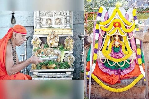 ಆನೆಗೊಂದಿಯ ನವವೃಂದಾವನಗಡ್ಡಿಯಲ್ಲಿ ಶ್ರೀ ವ್ಯಾಸರಾಜ ಗುರುಸಾರ್ವಭೌಮರ 487ನೇ ಆರಾಧನೆ ನಿಮಿತ್ತ ವ್ಯಾಸರಾಜ ಮಠದ ಪೀಠಾಧಿಪತಿ ಶ್ರೀ ವಿದ್ಯಾಶ್ರೀಶ ತೀರ್ಥ ಸ್ವಾಮೀಜಿ ಸಂಸ್ಥಾನ ಪೂಜೆ ಶುಕ್ರವಾರ ನೆರವೇರಿಸಿದರು.