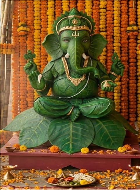 ಶ್ರೀ ಗಣೇಶೋತ್ಸವ ಸಮಿತಿ ಭಕ್ತವೃಂದ ಮಾರುತಿ ವೀಥಿಕಾ ಉಡುಪಿಯ ಪಂಚ ಹಸಿರೆಲೆ ಗಣಪ.