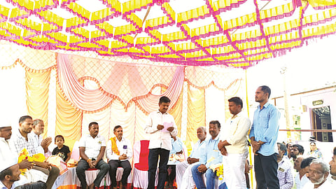 ಬೂದಿಹಾಳ ಗ್ರಾಮದ ಅಂಬೇಡ್ಕರ್ ಕಾಲೋನಿಯಲ್ಲಿ ಹಮ್ಮಿಕೊಂಡ ಡಾ. ಬಿ.ಆರ್. ಆಂಬೇಡ್ಕರ್ ಜಯಂತಿ ಕಾರ್ಯಕ್ರಮವನ್ನು ಶಾಸಕ ರಾಜುಗೌಡ ಪಾಟೀಲ ಉದ್ಘಾಟಿಸಿದರು. ಪರಶುರಾಮ ದಿಂಡವಾರ, ಅಶೋಕ ಚಲವಾದಿ, ಅಶೋಕಗೌಡ ಪಾಟೀಲ ಮತ್ತಿತರರಿದ್ದರು.