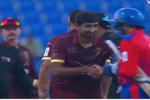Harbhajan Singh Ditches No Handshake Policy