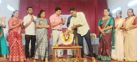 ಹೆಬ್ರಿಯ ಹೆಬ್ಬೇರಿ ತಾಲೂಕುಮಟ್ಟದ ಸಂಜೀವಿನಿ ಒಕ್ಕೂಟದ ವಾರ್ಷಿಕ ಮಹಾಸಭೆ ಮತ್ತು ಸಂಜೀವಿನಿ ಸಂತೆಯನ್ನು ಹೆಬ್ರಿ ಗ್ರಾಪಂ ಪಿಡಿಒ ಸದಾಶಿವ ಸೇರ್ವೆಗಾರ್ ಉದ್ಘಾಟಿಸಿದರು.