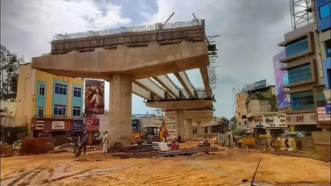 flyover ಹುಬ್ಬಳ್ಳಿಯ ಫ್ಲೈ ಓವರ್ ಕಾಮಗಾರಿ