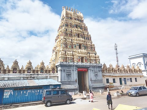 ತಿ.ನರಸೀಪುರ ತಾಲೂಕಿನ ಮೂಗೂರು ಗ್ರಾಮದಲ್ಲಿರುವ ಶ್ರೀತ್ರಿಪುರ ಸುಂದರಿ ಅಮ್ಮನವರ ದೇವಸ್ಥಾನ. 