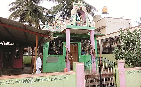 ಕೆ.ಆರ್.ಪೇಟೆ ತಾಲೂಕಿನ ದೊಡ್ಡಯಾಚೇನಹಳ್ಳಿಯಲ್ಲಿರುವ ಮಹಾಗಣಪತಿ ದೇವಾಲಯ