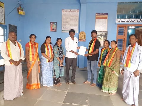 ಮನವಿ ಸಲ್ಲಿಕೆ