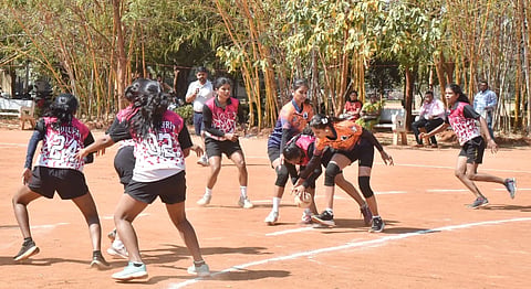 ತುಮಕೂರಿನಲ್ಲಿ ನಡೆದ ಕರ್ನಾಟಕ ಕ್ರೀಡಾಕೂಟ