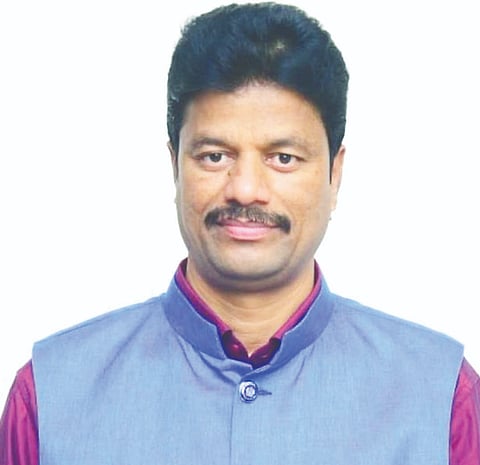 ಎಂ.ಜಿ.ಪರಮೇಶ್ ಮಡಬಲು